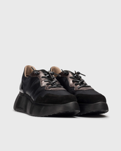 Load image into Gallery viewer, Wonders | Roma Trainer | Black