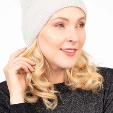 Load image into Gallery viewer, Noelle Beanie