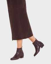 Load image into Gallery viewer, Wonders | Fei | Leather Ankle Boot | Brown | Studded