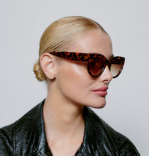 Load image into Gallery viewer, A. Kjærbede | Lilly | Sunglasses