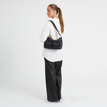 Load image into Gallery viewer, Depeche | Golden Chic | Shoulderbag | Due 2nd Sept