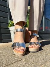 Load image into Gallery viewer, Oh My Sandals | Metallic Wedge