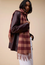 Load image into Gallery viewer, Lambswool Oversized Scarf