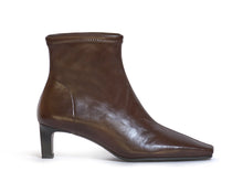 Load image into Gallery viewer, Miss Elastic | Pull on Stretch Ankle Boot