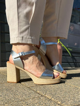 Load image into Gallery viewer, Oh My Sandals | Block Heel