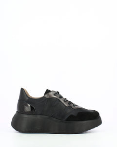 Wonders | Roma Trainer | Black