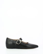 Load image into Gallery viewer, Wonders | Triana | Pointed Leather Pump | Black