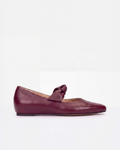 Load image into Gallery viewer, Wonders | Triana | Bow Pump | PRE-ORDER