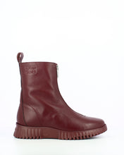 Load image into Gallery viewer, Wonders | Flexfly | Leather Ankle Boot | Front Zip