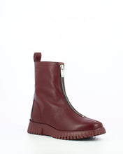 Load image into Gallery viewer, Wonders | Flexfly | Leather Ankle Boot | Front Zip