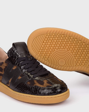 Load image into Gallery viewer, Wonders | Nubia | Sneaker