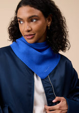 Load image into Gallery viewer, Merino Wool Triangle Scarf
