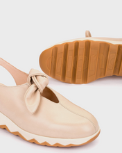 Load image into Gallery viewer, Wonders | Simon | Bow Wedge Slingback