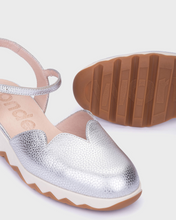 Load image into Gallery viewer, Wonders | Simon | Closed Toe Wedge Sandal
