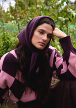 Load image into Gallery viewer, Merino Wool Triangle Scarf