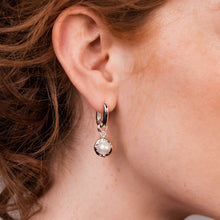 Load image into Gallery viewer, Ashiana | Aliz Pearl Charm