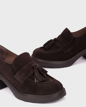Load image into Gallery viewer, Wonders | Flytres | Heeled Suede Loafer