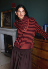 Load image into Gallery viewer, Merino Wool Triangle Scarf