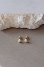 Load image into Gallery viewer, Tutti &amp; Co | Embrace Earrings