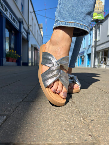 Unisa | Camby Flat Metallic Sandal