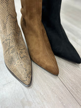 Load image into Gallery viewer, Miss Elastic | Snake Print | Pull on Knee High Stretch Boot