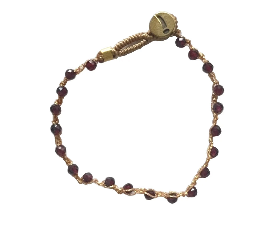 IBU JEWELS | Bracelet | Lulu Fine | Garnet