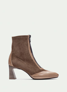 Hispanitas | Atlanta | Pointed Toe Zip Front | Ankle Boot