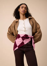 Load image into Gallery viewer, Merino Wool Triangle Scarf