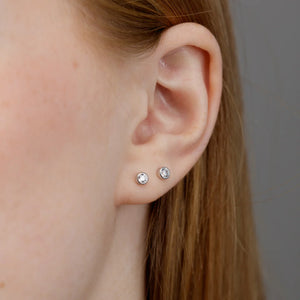 SP Sparkling Bezel Stud Earring