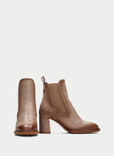 Load image into Gallery viewer, Hispanitas | Alabama | Heeled Chelsea Boot