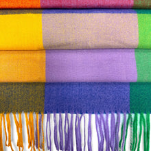 Load image into Gallery viewer, Vintage Colour Winter Scarf
