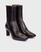 Load image into Gallery viewer, Wonders | Vita Ankle Boot | Due 29th Sept