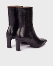 Load image into Gallery viewer, Wonders | Vita Ankle Boot | Due 29th Sept