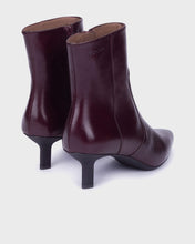 Load image into Gallery viewer, Wonders | Kitten Heel Ankle Boot | Due 29th Sept