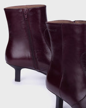 Load image into Gallery viewer, Wonders | Kitten Heel Ankle Boot | Due 29th Sept