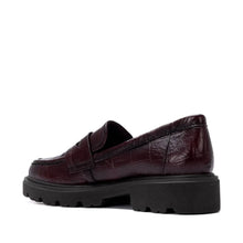 Load image into Gallery viewer, Carmela | Croco Loafer