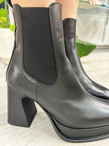 Alpe | Heeled Chelsea Boot