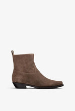 Load image into Gallery viewer, Unisa | Finet | Flat Cowboy Style Ankle Boot