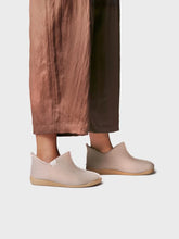 Load image into Gallery viewer, Toni Pons | Moscu | Slipper Bootie | Coming Soon