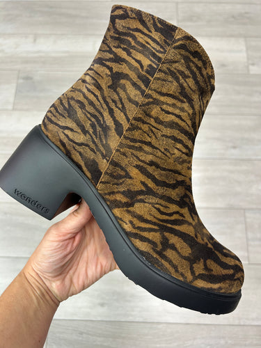 Wonders | Flytres | Leather Ankle Boot | Zebra