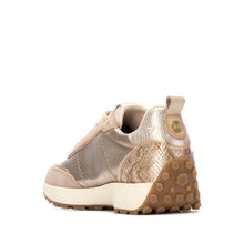 Load image into Gallery viewer, Carmela | Trainer | Beige Metallic