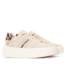 Load image into Gallery viewer, Refresh| Platform Sole Trainer | Beige