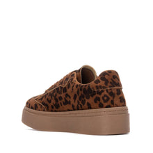 Load image into Gallery viewer, Refresh| Platform Sole Trainer | Leopard