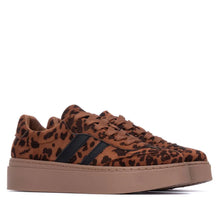 Load image into Gallery viewer, Refresh| Platform Sole Trainer | Leopard