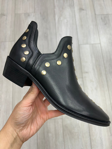 Alpe | Studded | Bootie