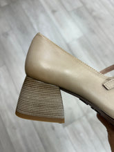 Load image into Gallery viewer, Hispanitas | Marsella | Block Heel | Shoe
