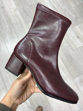 Load image into Gallery viewer, Miss Elastic | Pull on Stretch Square Toe Ankle Boot