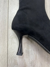 Load image into Gallery viewer, Miss Elastic | Pull on Knee High Stretch Boot