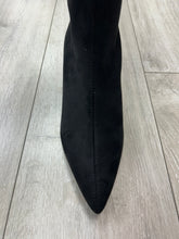 Load image into Gallery viewer, Miss Elastic | Pull on Knee High Stretch Boot