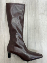 Load image into Gallery viewer, Miss Elastic | Pull on Knee High Stretch Boot